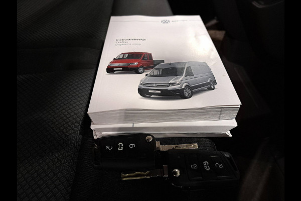 Volkswagen Crafter 35 2.0 TDI L3H3 Airco Camera Carplay Euro6 3 Zits 140 PK!