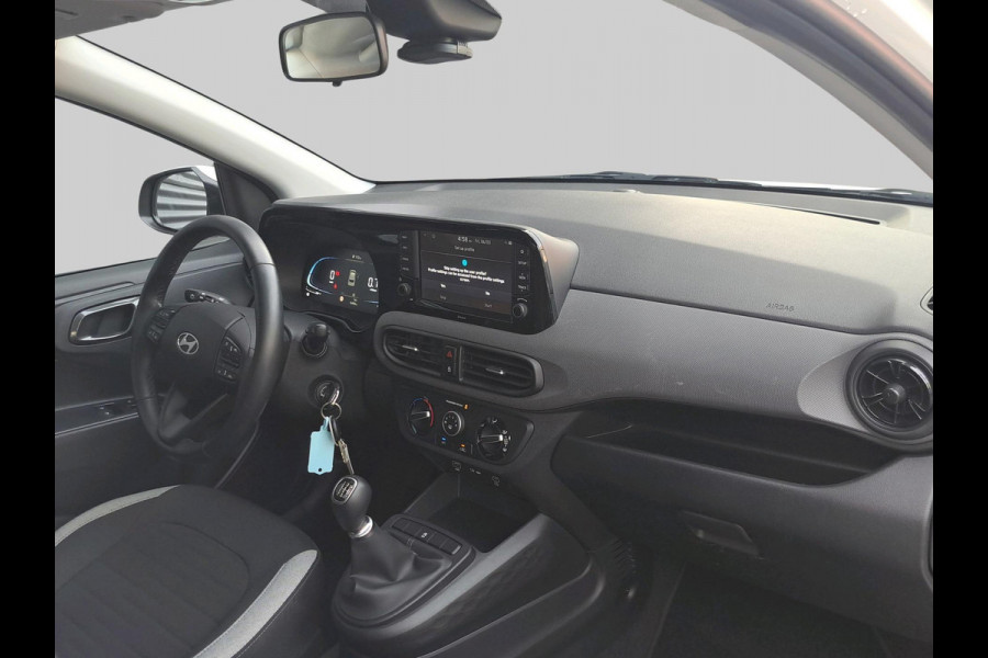 Hyundai i10 1.0 Comfort Smart Incl. Middenarmsteun | Achteruitrijcamera | Navigatie