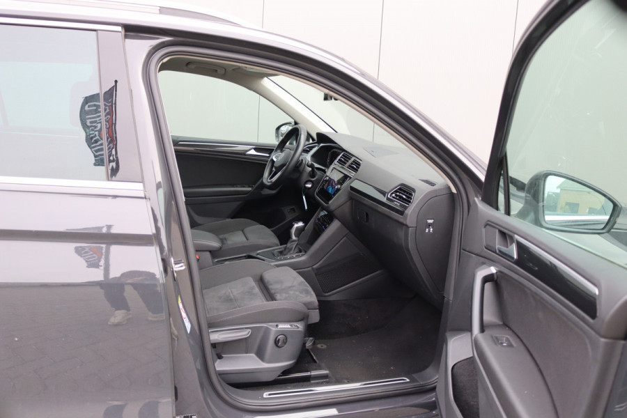 Volkswagen Tiguan 1.4 TSI eHybrid PHEV Elegance Trekhaak/Open-dak/Matrix-LED/Camera/Stoelverwarming