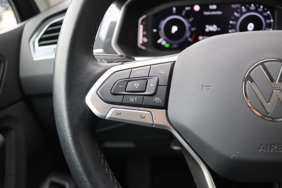 Volkswagen Tiguan 1.4 TSI eHybrid PHEV Elegance Trekhaak/Open-dak/Matrix-LED/Camera/Stoelverwarming