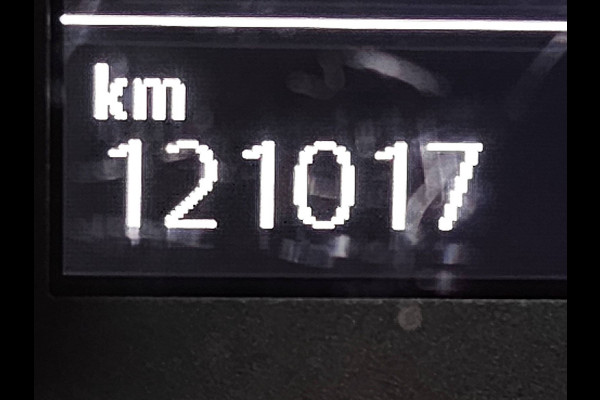 Volkswagen Crafter 35 2.0 TDI L3H3 140Pk Aut Trekhaak Camera CarPlay Leer Euro6!