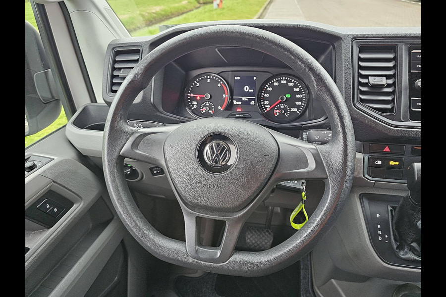 Volkswagen Crafter 35 2.0 TDI L3H3 140Pk Aut Trekhaak Camera CarPlay Leer Euro6!