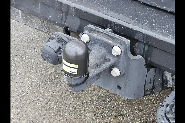 Volkswagen Crafter 35 2.0 TDI L3H3 140Pk Aut Trekhaak Camera CarPlay Leer Euro6!