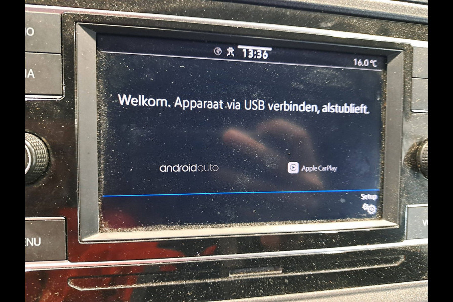 Volkswagen Crafter 35 2.0 TDI L3H3 140Pk Aut Trekhaak Camera CarPlay Leer Euro6!