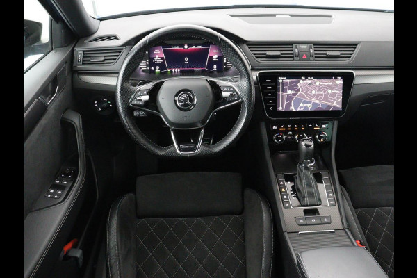 Škoda Superb 1.4 TSI iV Sportline | 360 Camera | Adaptive cruise | Trekhaak | Achterbankverwarming | Canton Sound | Matrix LED | Alcantara | Stoelverwarming | Carplay | Navigatie | PHEV | Plug In