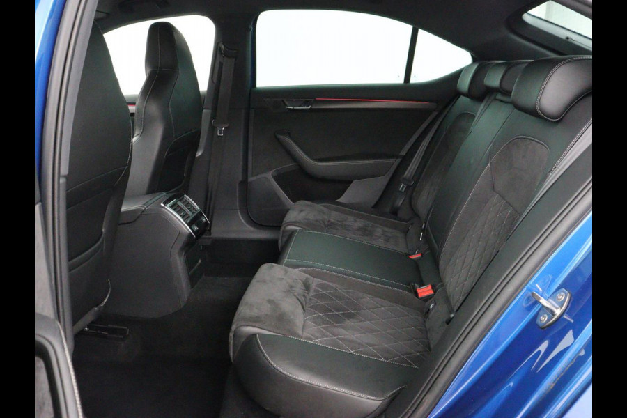 Škoda Superb 1.4 TSI iV Sportline | 360 Camera | Adaptive cruise | Trekhaak | Achterbankverwarming | Canton Sound | Matrix LED | Alcantara | Stoelverwarming | Carplay | Navigatie | PHEV | Plug In