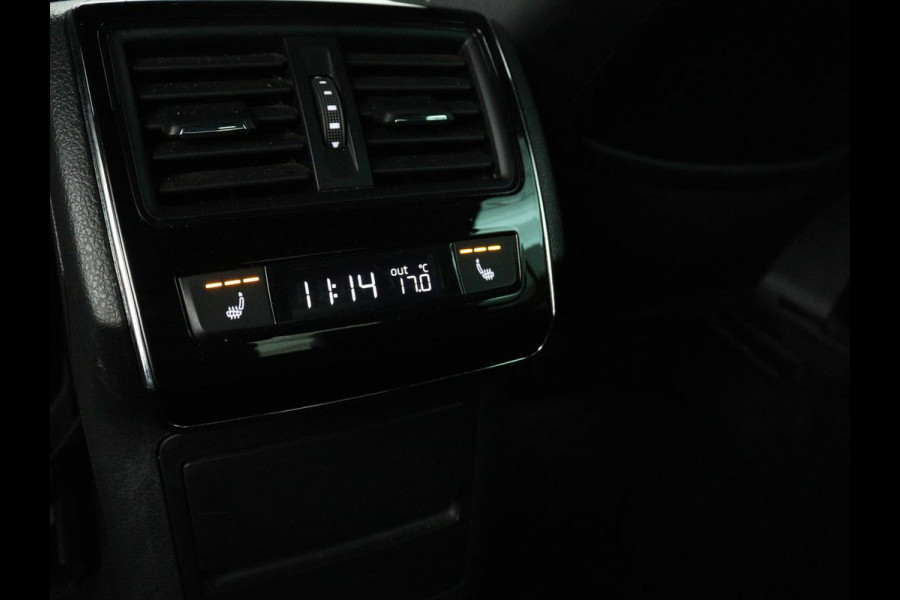 Škoda Superb 1.4 TSI iV Sportline | 360 Camera | Adaptive cruise | Trekhaak | Achterbankverwarming | Canton Sound | Matrix LED | Alcantara | Stoelverwarming | Carplay | Navigatie | PHEV | Plug In