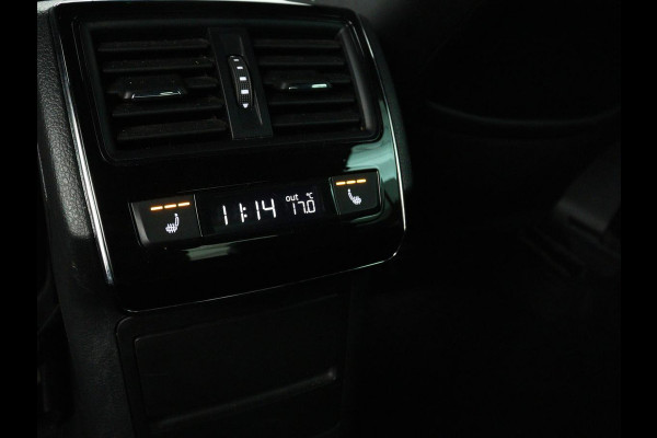 Škoda Superb 1.4 TSI iV Sportline | 360 Camera | Adaptive cruise | Trekhaak | Achterbankverwarming | Canton Sound | Matrix LED | Alcantara | Stoelverwarming | Carplay | Navigatie | PHEV | Plug In