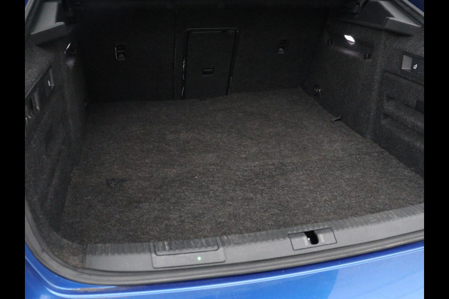 Škoda Superb 1.4 TSI iV Sportline | 360 Camera | Adaptive cruise | Trekhaak | Achterbankverwarming | Canton Sound | Matrix LED | Alcantara | Stoelverwarming | Carplay | Navigatie | PHEV | Plug In