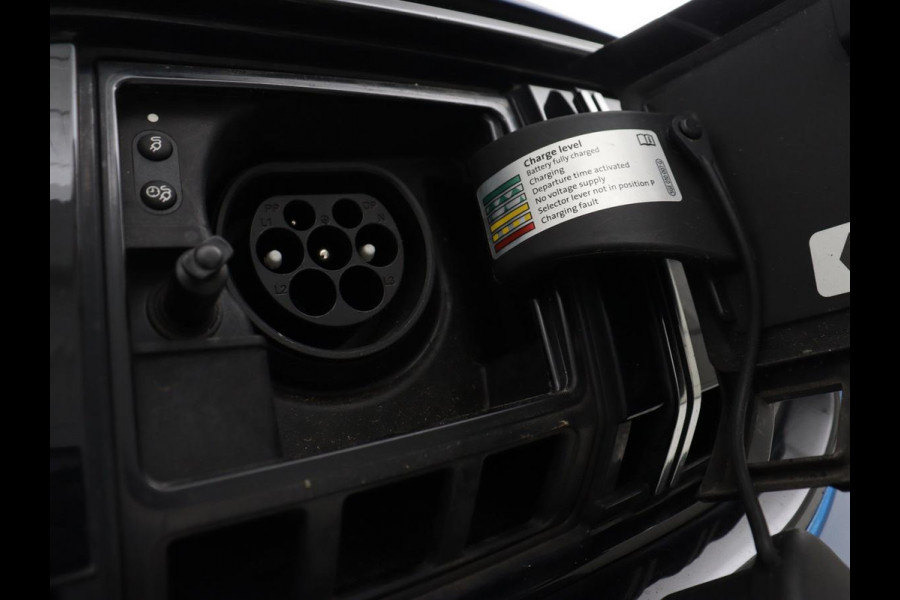 Škoda Superb 1.4 TSI iV Sportline | 360 Camera | Adaptive cruise | Trekhaak | Achterbankverwarming | Canton Sound | Matrix LED | Alcantara | Stoelverwarming | Carplay | Navigatie | PHEV | Plug In