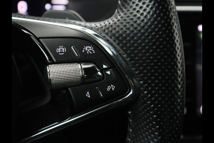Škoda Superb 1.4 TSI iV Sportline | 360 Camera | Adaptive cruise | Trekhaak | Achterbankverwarming | Canton Sound | Matrix LED | Alcantara | Stoelverwarming | Carplay | Navigatie | PHEV | Plug In