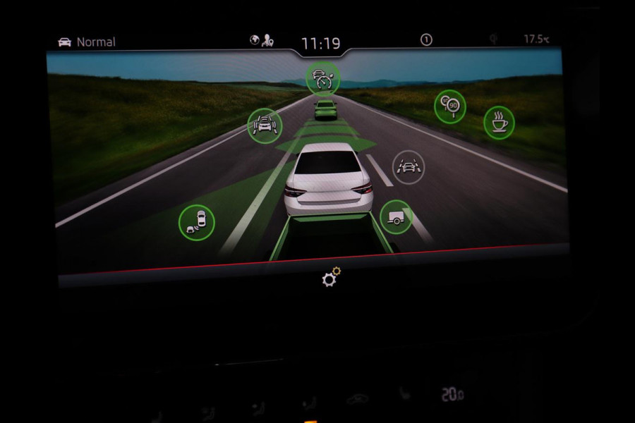 Škoda Superb 1.4 TSI iV Sportline | 360 Camera | Adaptive cruise | Trekhaak | Achterbankverwarming | Canton Sound | Matrix LED | Alcantara | Stoelverwarming | Carplay | Navigatie | PHEV | Plug In