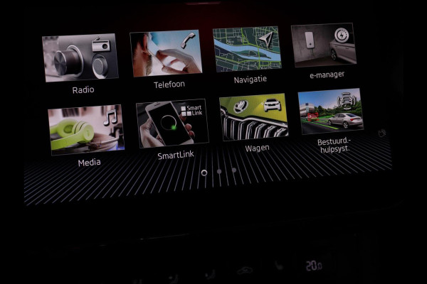 Škoda Superb 1.4 TSI iV Sportline | 360 Camera | Adaptive cruise | Trekhaak | Achterbankverwarming | Canton Sound | Matrix LED | Alcantara | Stoelverwarming | Carplay | Navigatie | PHEV | Plug In