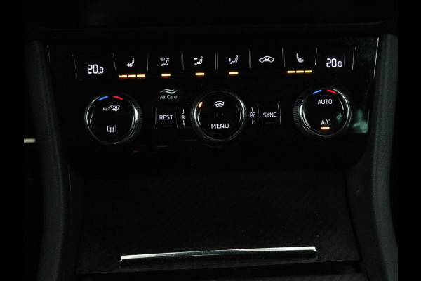 Škoda Superb 1.4 TSI iV Sportline | 360 Camera | Adaptive cruise | Trekhaak | Achterbankverwarming | Canton Sound | Matrix LED | Alcantara | Stoelverwarming | Carplay | Navigatie | PHEV | Plug In