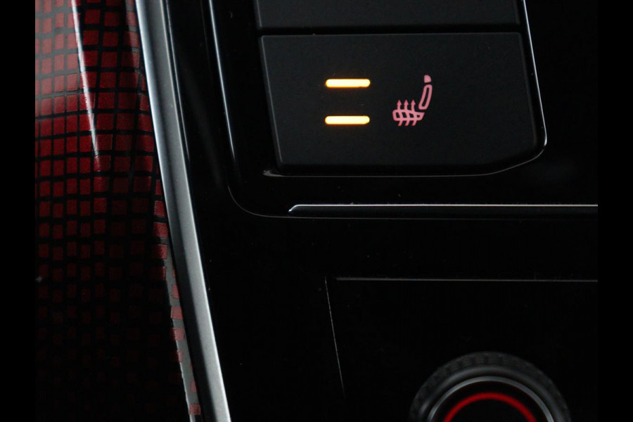 Volkswagen up! 1.0 TSI GTI | Stoelverwarming | Beats Audio | Climate control | DAB | Cruise control | Bluetooth | Parkeerhulp | Getint glas