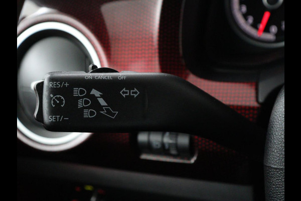 Volkswagen up! 1.0 TSI GTI | Stoelverwarming | Beats Audio | Climate control | DAB | Cruise control | Bluetooth | Parkeerhulp | Getint glas