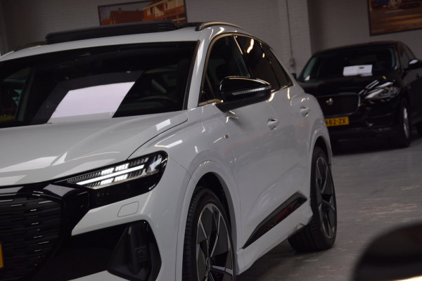 Audi Q4 e-tron 40 S edition 77 kWh Panoramadak|Navi|Head-UP|Sonos|21 Inch|RS-Seats|ACC|16500km!!!