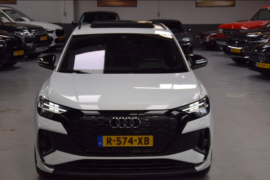 Audi Q4 e-tron 40 S edition 77 kWh Panoramadak|Navi|Head-UP|Sonos|21 Inch|RS-Seats|ACC|16500km!!!