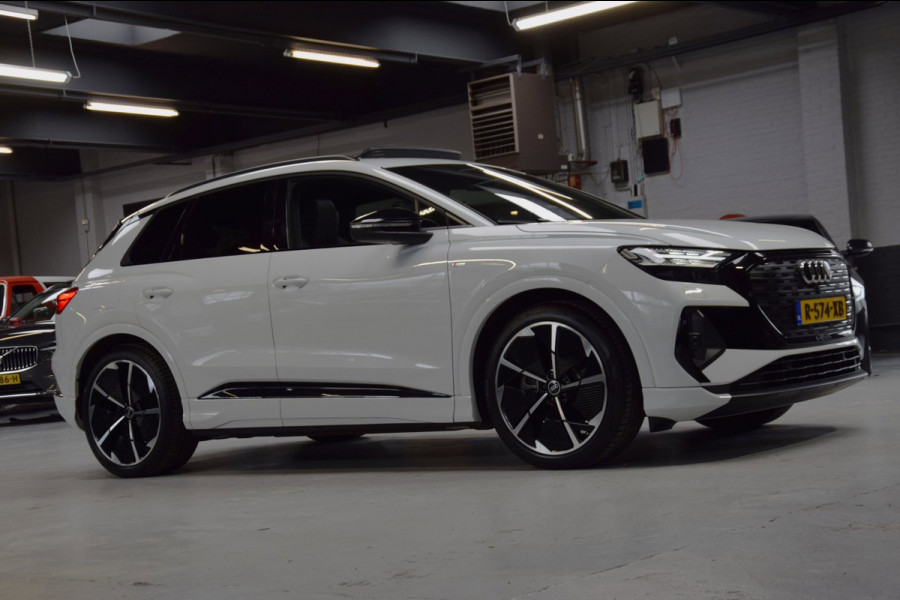 Audi Q4 e-tron 40 S edition 77 kWh Panoramadak|Navi|Head-UP|Sonos|21 Inch|RS-Seats|ACC|16500km!!!