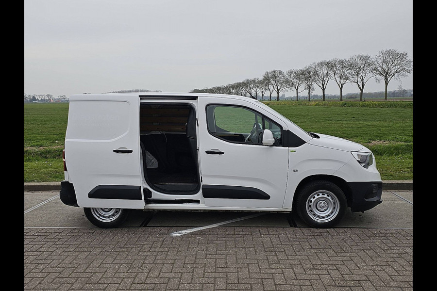 Opel Combo 1.5D L1H1 Edition Airco Cruise Pdc Euro6