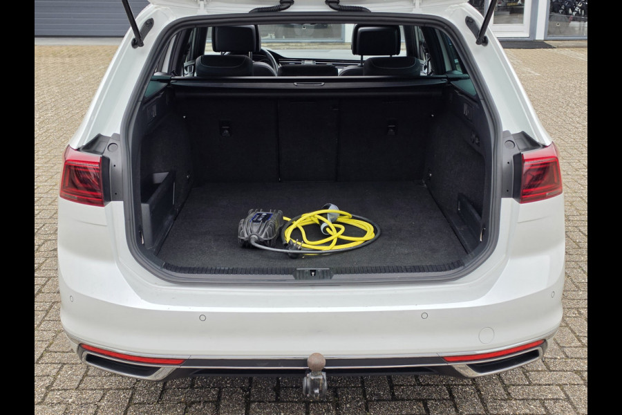 Volkswagen Passat Variant 1.4 TSI PHEV GTE Business Pano Massage Stoel Acc