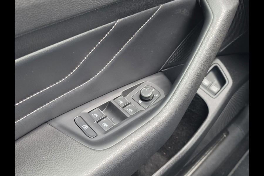 Volkswagen Passat Variant 1.4 TSI PHEV GTE Business Pano Massage Stoel Acc