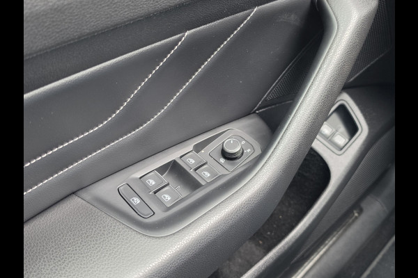 Volkswagen Passat Variant 1.4 TSI PHEV GTE Business Pano Massage Stoel Acc