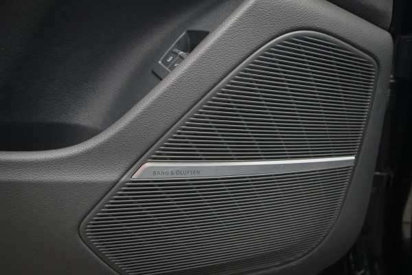 Audi Q8 55 TFSI e quattro Pro Line S | ADAPTIVE CRUISE | 360 CAMERA | MASSAGE | STOELVERWARMING & VERKOELING | STUURVERWARMING | SFEERVE