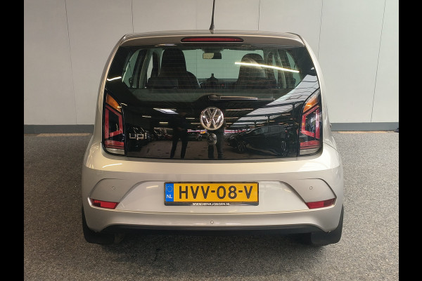 Volkswagen up! 1.0 Rijklaar + 12 maanden Bovag-garantie Henk Jongen Auto's in Helmond,  al 50 jaar service zoals 't hoort!