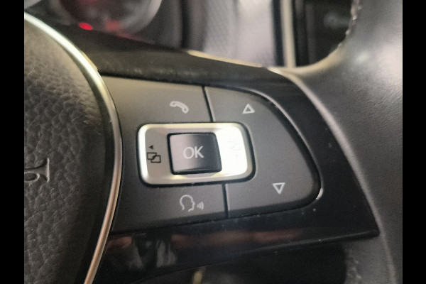 Volkswagen up! 1.0 Rijklaar + 12 maanden Bovag-garantie Henk Jongen Auto's in Helmond,  al 50 jaar service zoals 't hoort!