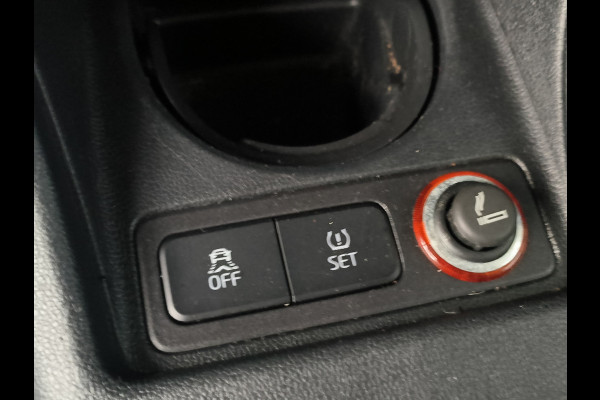 Volkswagen up! 1.0 Rijklaar + 12 maanden Bovag-garantie Henk Jongen Auto's in Helmond,  al 50 jaar service zoals 't hoort!