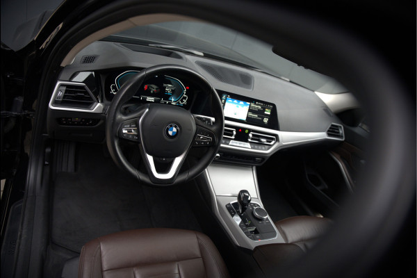 BMW 3 Serie Touring 320e xDrive Business Edition Plus Sport | Laser Led | Vol Leer | Stuurverwarming | Stoelverwarming | Keyless | Head-Up Display | Apple Carplay | Navigatie |