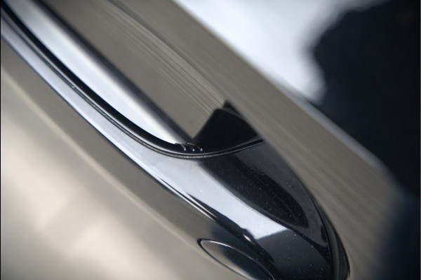 BMW 3 Serie Touring 320e xDrive Business Edition Plus Sport | Laser Led | Vol Leer | Stuurverwarming | Stoelverwarming | Keyless | Head-Up Display | Apple Carplay | Navigatie |