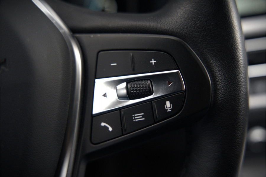 BMW 3 Serie Touring 320e xDrive Business Edition Plus Sport | Laser Led | Vol Leer | Stuurverwarming | Stoelverwarming | Keyless | Head-Up Display | Apple Carplay | Navigatie |