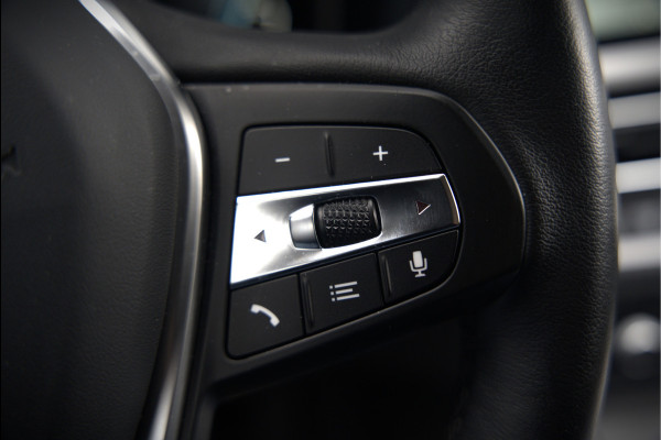 BMW 3 Serie Touring 320e xDrive Business Edition Plus Sport | Laser Led | Vol Leer | Stuurverwarming | Stoelverwarming | Keyless | Head-Up Display | Apple Carplay | Navigatie |