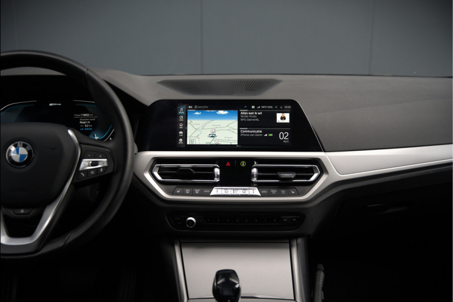BMW 3 Serie Touring 320e xDrive Business Edition Plus Sport | Laser Led | Vol Leer | Stuurverwarming | Stoelverwarming | Keyless | Head-Up Display | Apple Carplay | Navigatie |