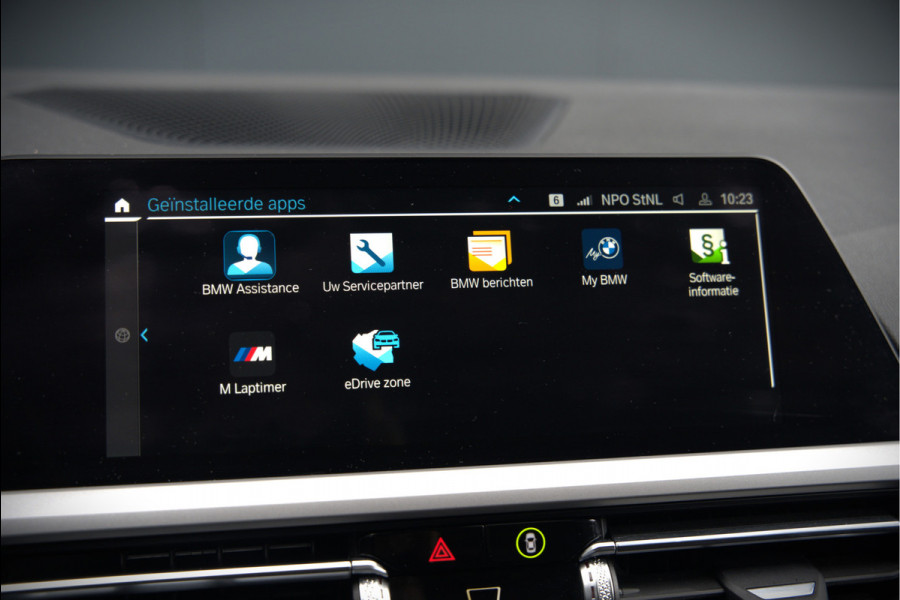 BMW 3 Serie Touring 320e xDrive Business Edition Plus Sport | Laser Led | Vol Leer | Stuurverwarming | Stoelverwarming | Keyless | Head-Up Display | Apple Carplay | Navigatie |