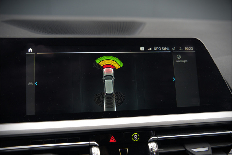 BMW 3 Serie Touring 320e xDrive Business Edition Plus Sport | Laser Led | Vol Leer | Stuurverwarming | Stoelverwarming | Keyless | Head-Up Display | Apple Carplay | Navigatie |