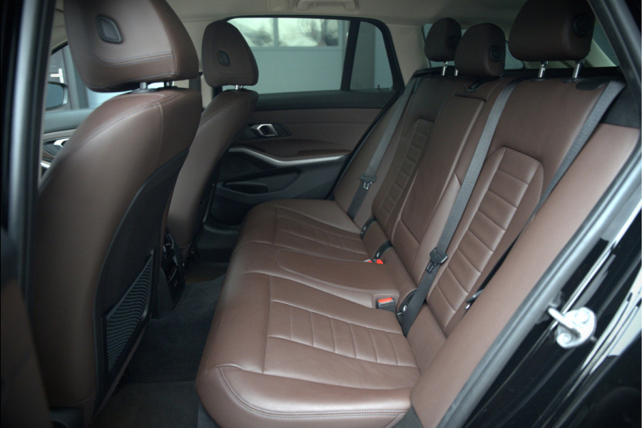 BMW 3 Serie Touring 320e xDrive Business Edition Plus Sport | Laser Led | Vol Leer | Stuurverwarming | Stoelverwarming | Keyless | Head-Up Display | Apple Carplay | Navigatie |