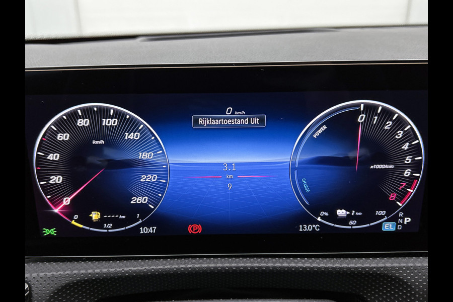 Mercedes-Benz A-Klasse 250 e Business Solution AMG | AMG Line Plus pakket | Trekhaak | 360° camera | Head-up display | Panoramaschuifdak | MULTIBEAM LED | Smartphone-integratie | 19 inch AMG velgen |