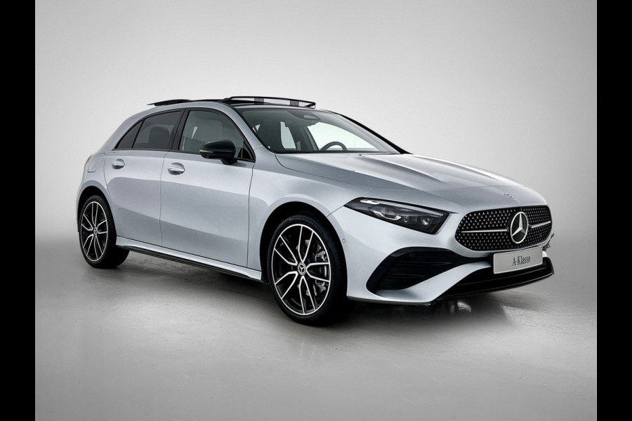 Mercedes-Benz A-Klasse 250 e Business Solution AMG | AMG Line Plus pakket | Trekhaak | 360° camera | Head-up display | Panoramaschuifdak | MULTIBEAM LED | Smartphone-integratie | 19 inch AMG velgen |
