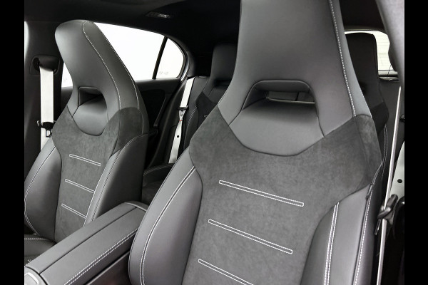 Mercedes-Benz A-Klasse 250 e Business Solution AMG | AMG Line Plus pakket | Trekhaak | 360° camera | Head-up display | Panoramaschuifdak | MULTIBEAM LED | Smartphone-integratie | 19 inch AMG velgen |