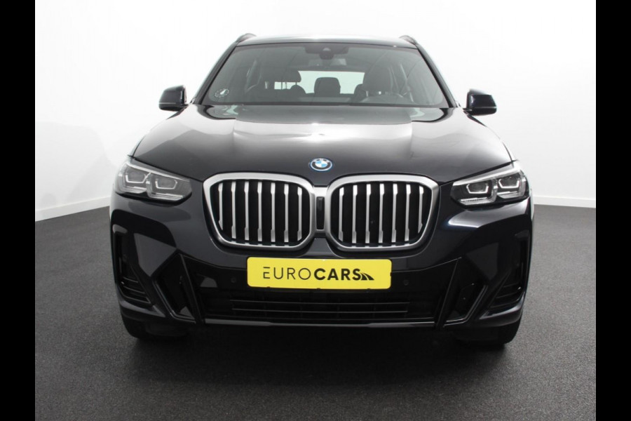 BMW X3 xDrive30e 292pk M-Sport Executive PHEV | Camera | Electrische achterklep | Navigatie | Apple Carplay/Android Auto | Dab | Parkeer sensoren