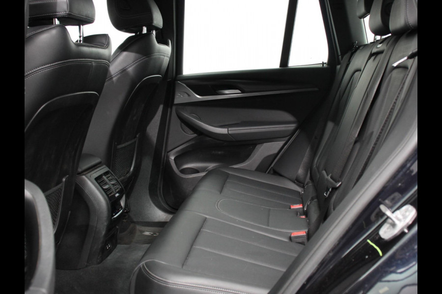 BMW X3 xDrive30e 292pk M-Sport Executive PHEV | Camera | Electrische achterklep | Navigatie | Apple Carplay/Android Auto | Dab | Parkeer sensoren