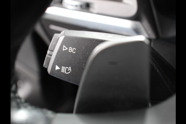 BMW X3 xDrive30e 292pk M-Sport Executive PHEV | Camera | Electrische achterklep | Navigatie | Apple Carplay/Android Auto | Dab | Parkeer sensoren