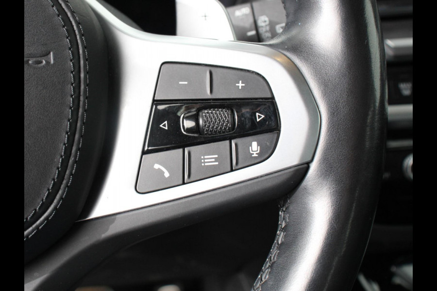 BMW X3 xDrive30e 292pk M-Sport Executive PHEV | Camera | Electrische achterklep | Navigatie | Apple Carplay/Android Auto | Dab | Parkeer sensoren