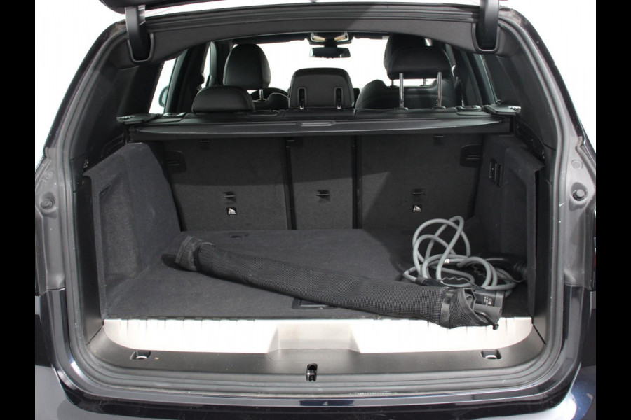 BMW X3 xDrive30e 292pk M-Sport Executive PHEV | Camera | Electrische achterklep | Navigatie | Apple Carplay/Android Auto | Dab | Parkeer sensoren