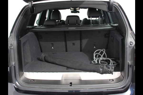 BMW X3 xDrive30e 292pk M-Sport Executive PHEV | Camera | Electrische achterklep | Navigatie | Apple Carplay/Android Auto | Dab | Parkeer sensoren