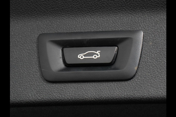 BMW X3 xDrive30e 292pk M-Sport Executive PHEV | Camera | Electrische achterklep | Navigatie | Apple Carplay/Android Auto | Dab | Parkeer sensoren