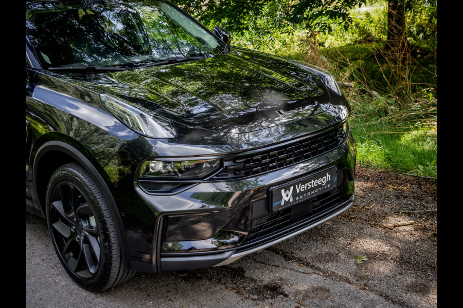 Lynk & Co 01 1.5 Plug-In Hybrid 262pk BLACKED OUT | Zwarte hemel | 360 Camera
